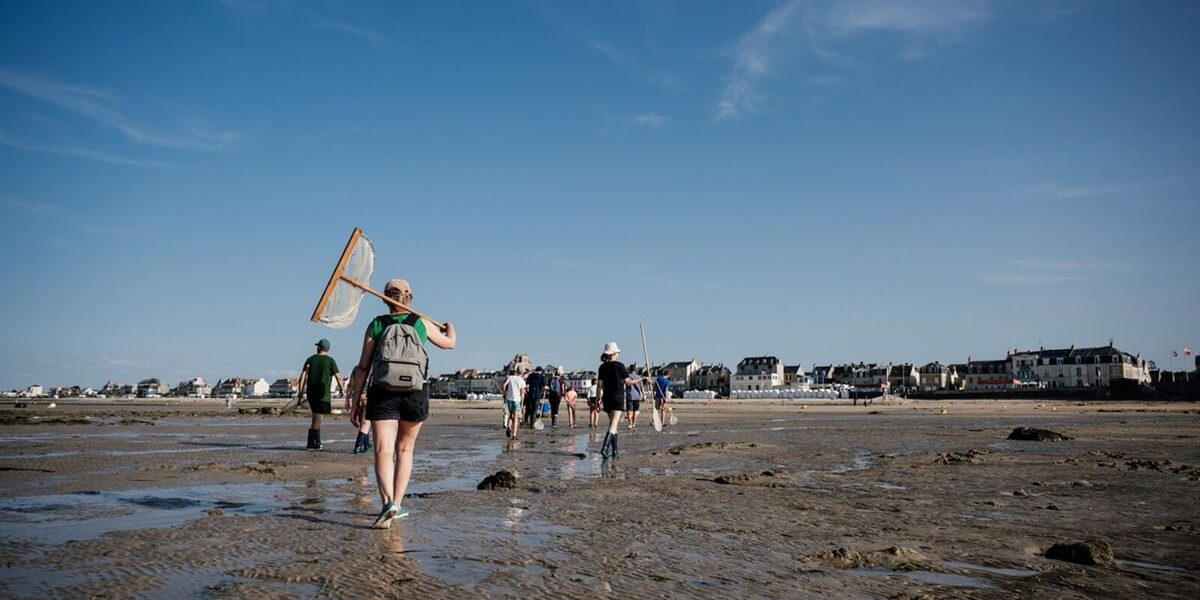 strandvissen aan de Normandische kust, bij Saint-Aubin-sur-Mer, foto: Thomas Le Floc'h