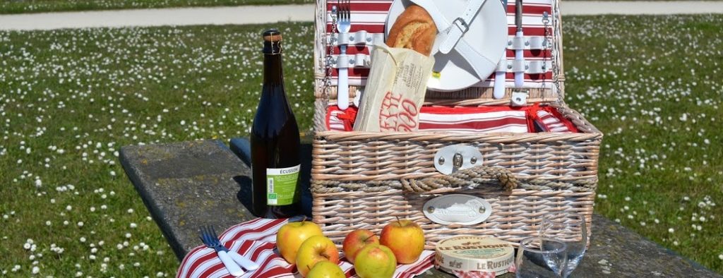 pique nique a la plage bernieres sur mer credit brigitte haize