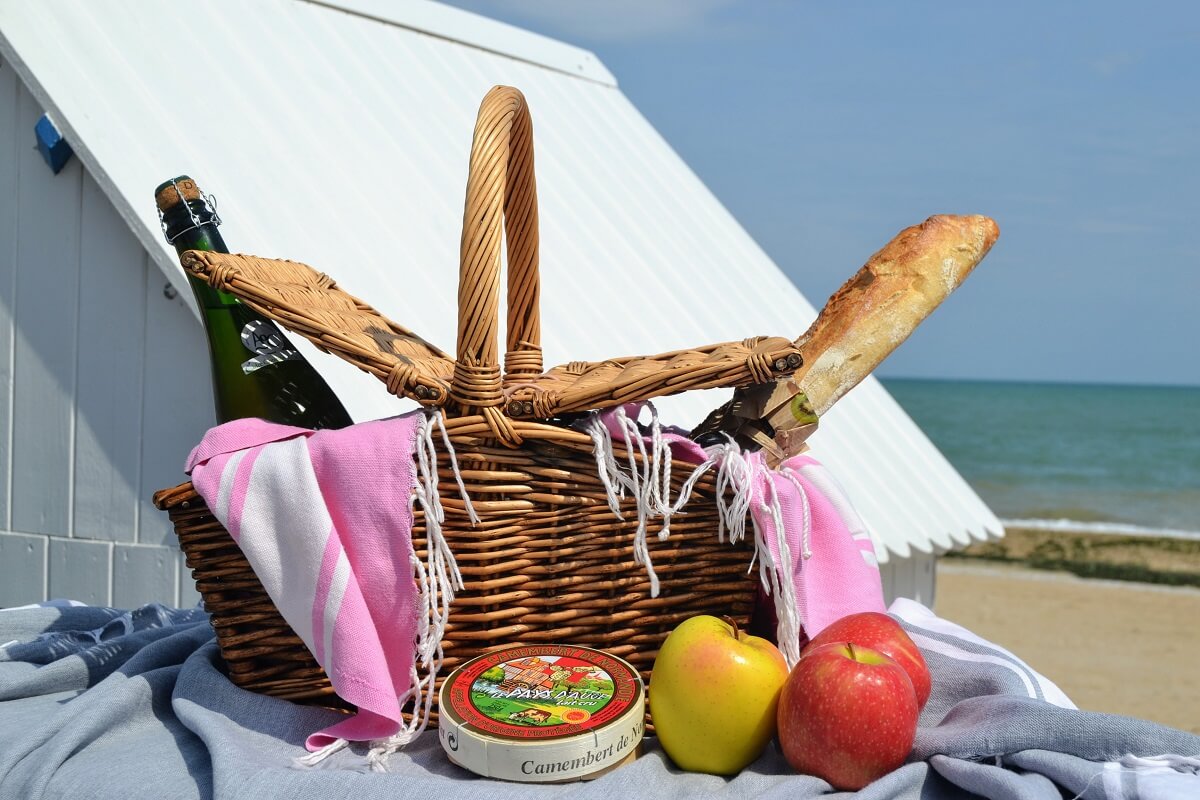 picnic beach norman products gastronomy