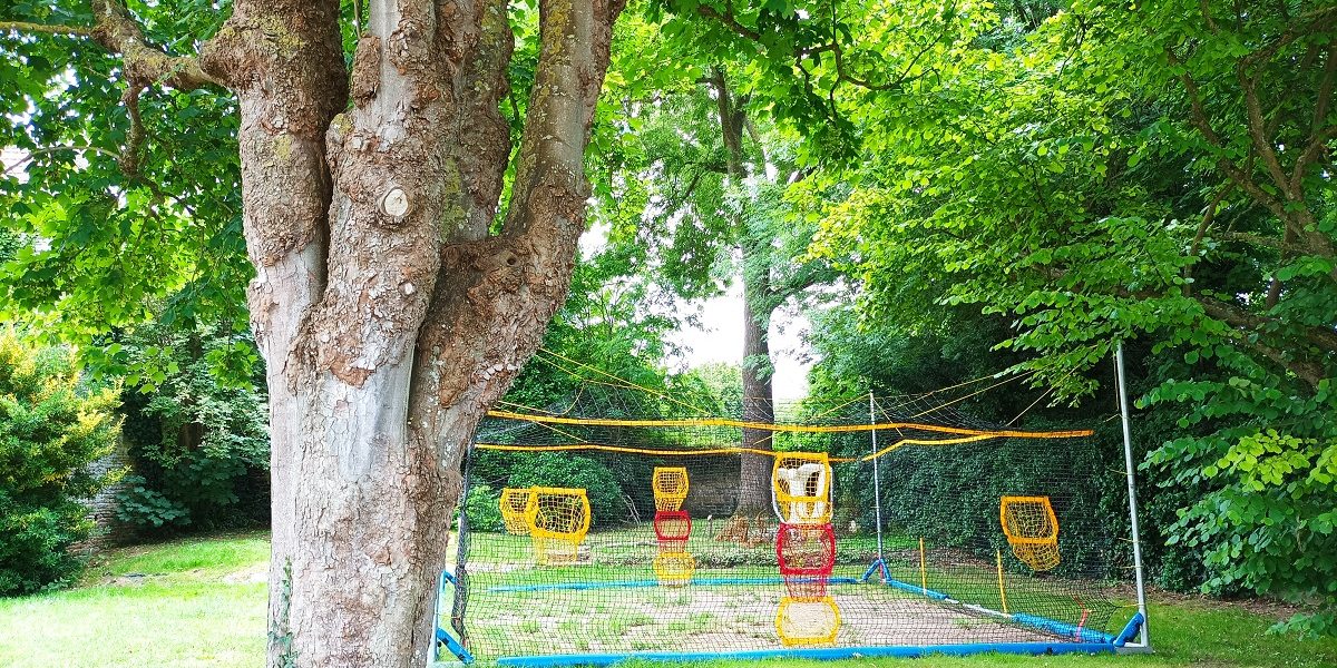 aire de jeux parc reviers 1