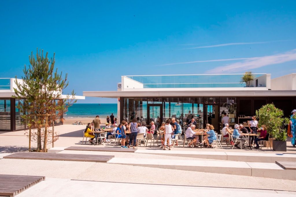 ineluctable restaurant luc sur mer credit agence smack 21