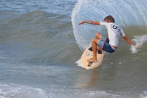 skimboard