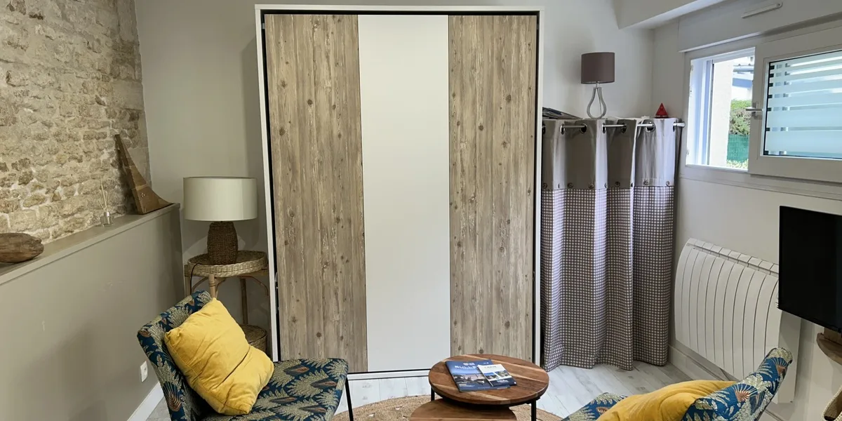 l abri cotier location jullien salon luc