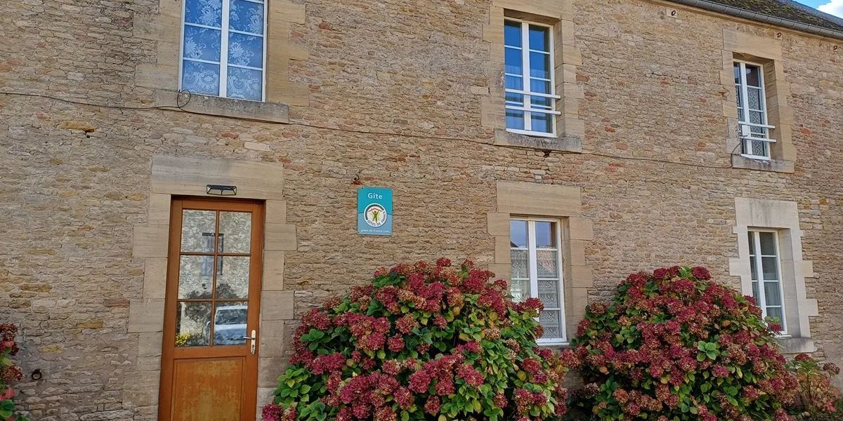 bardelle gite entree exterieur