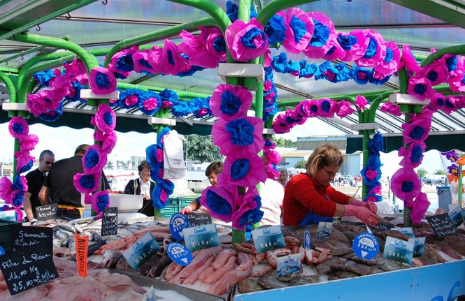 fishing port and fish market in Courseulles-sur-Mer