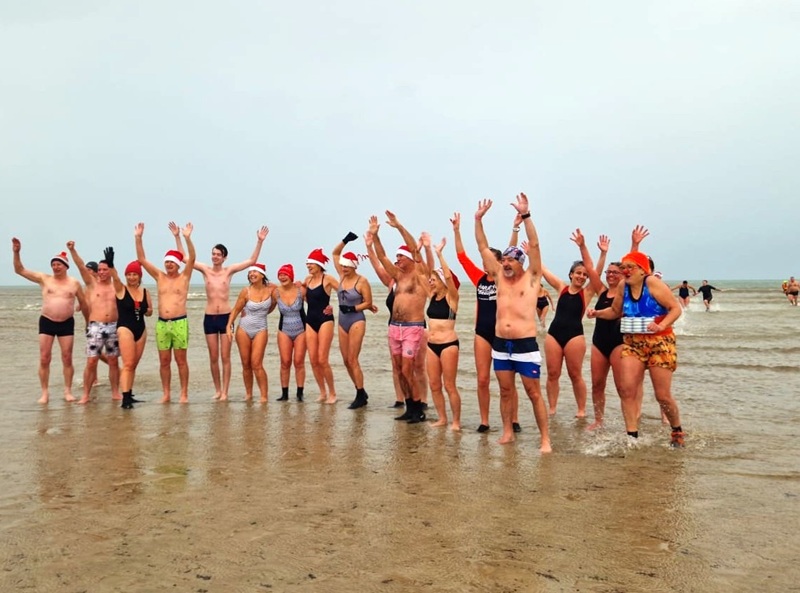 bain du 31 décembre courseulles sur mer normandie